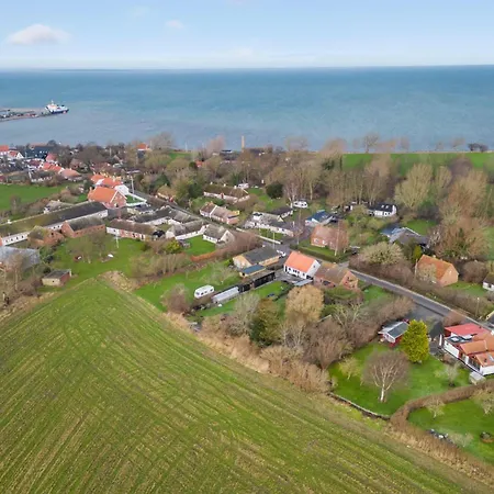 Stunning In Endelave With Wifi Holiday home *
