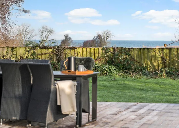 Stunning In Endelave With Wifi Semesterbostad Sonderby (Midtjylland)